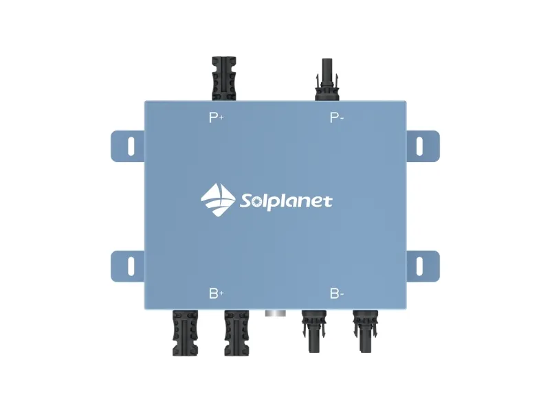 Solplanet kombinerboks Ai-HB for G2E / G2 PRO-batteri med MC4-EVO2-kontakter for parallellkobling av batteritårn.