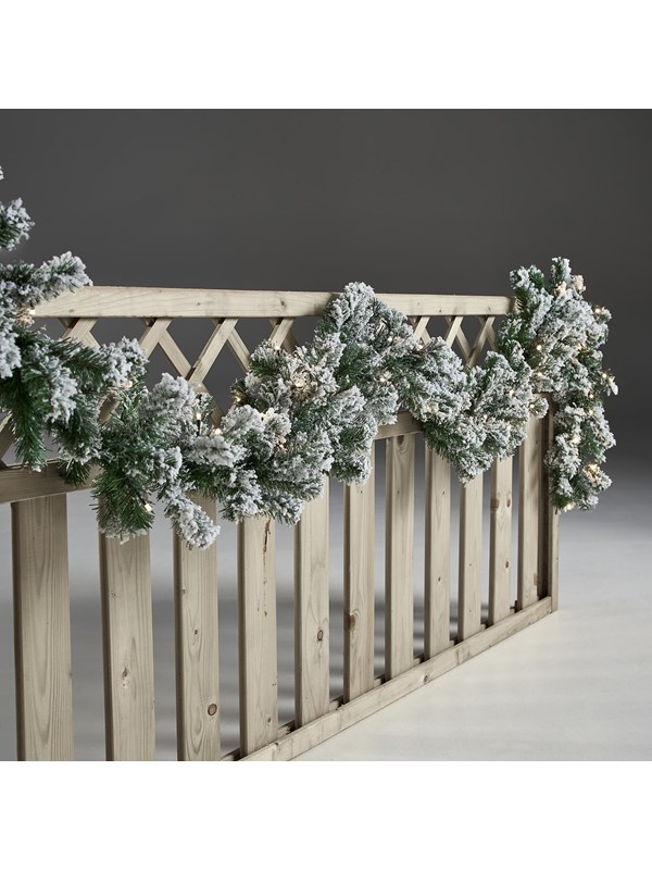 NORDIC WINTER Artificial garland 270 cm w/snow & lights