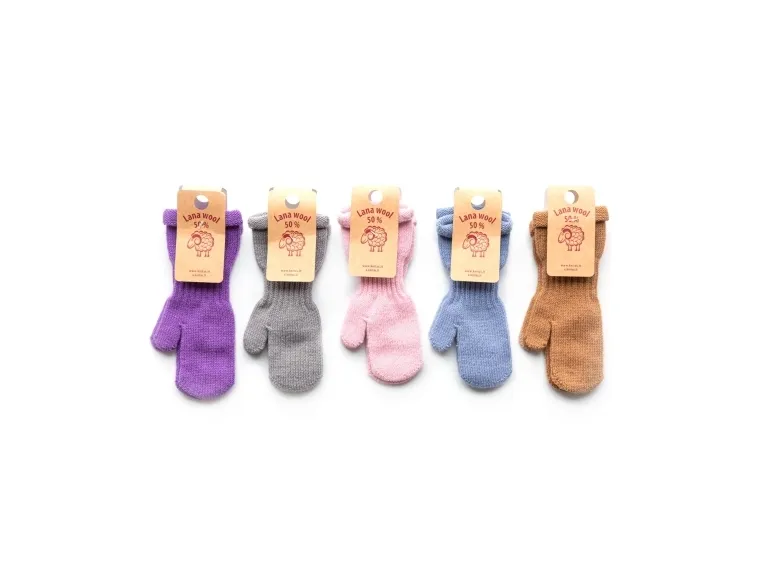 Charlesbridge Publishing - One Layer Mittens