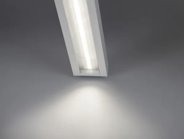 EFFERO, Påbyg, 24W, 3800lm, 4000K, CRI 80-89, Bredstrålet linseoptik med prismatisk refraktor, UGR<19, Ikke dæmpbar, Dip switch