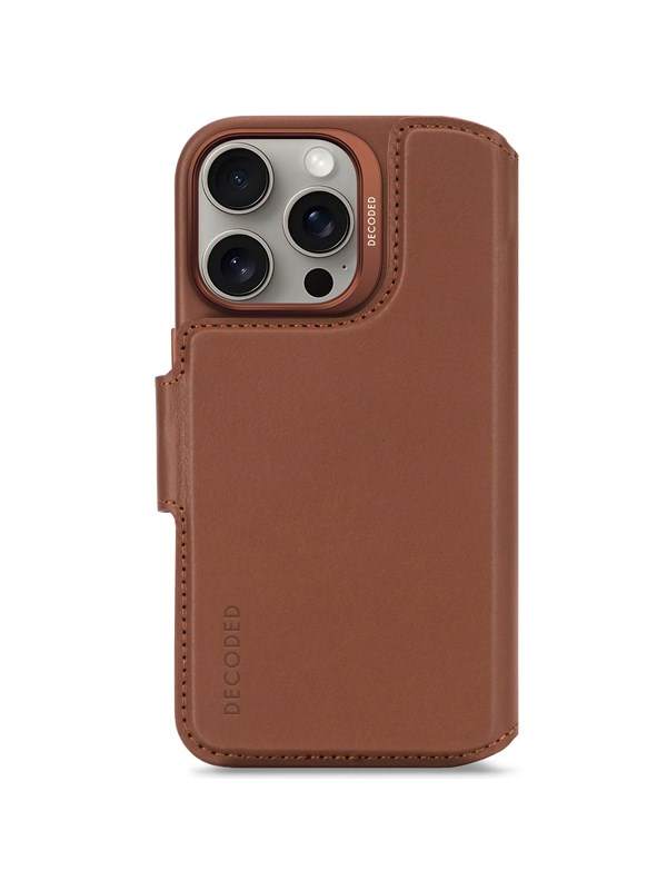Decoded Leather Detachable Wallet for iPhone 16 Pro Tan