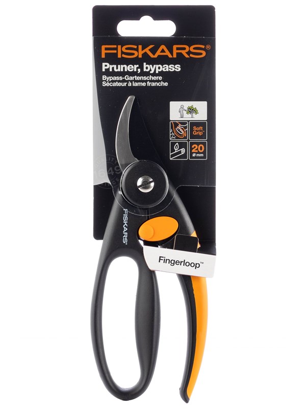 Fiskars Fingerloop Bypass Pruner P44
