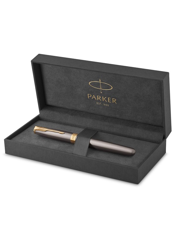 Parker Sonnet Fountain Pen | Grey Lacquer with Gold Trims | Medium Stainless Steel Nib with Gold Coating | Black Ink Cartridge Refill | Gift Box