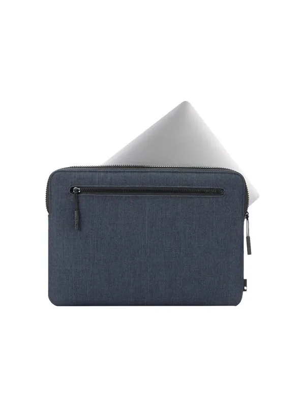 Incase Compact