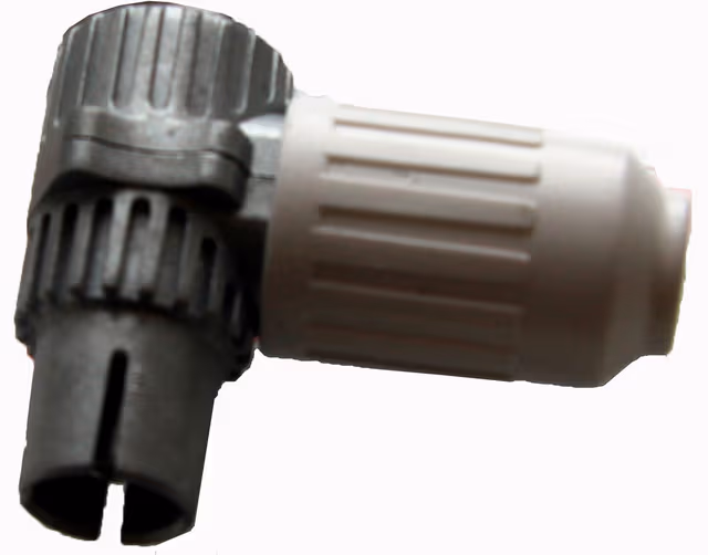 Triax 153115 coaxial connector
