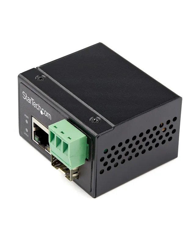 StarTech.com Industrial Fiber to Ethernet Media Converter