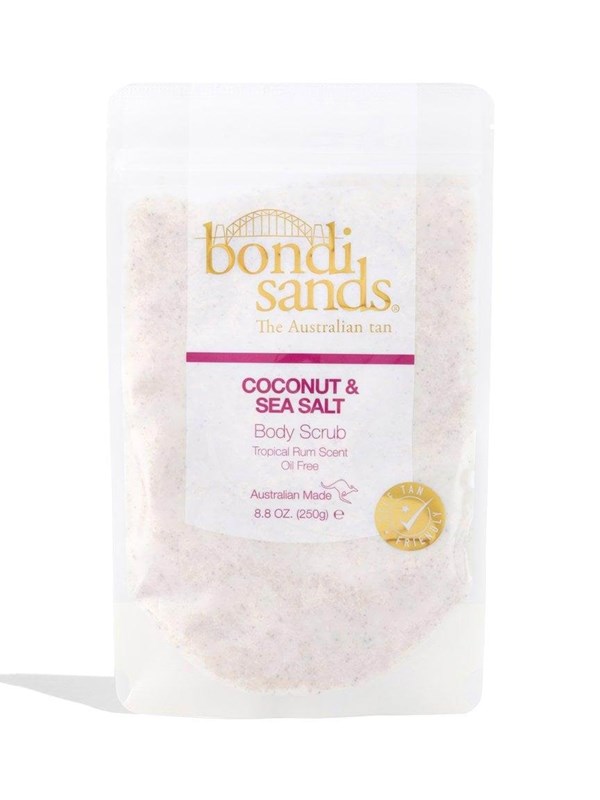 Bondi Sands Tropical Rum Coconut &amp; Sea Salt Body Scrub 250 g