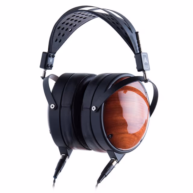 Audeze LCD XC  High End hodetelefon lukket versjon.