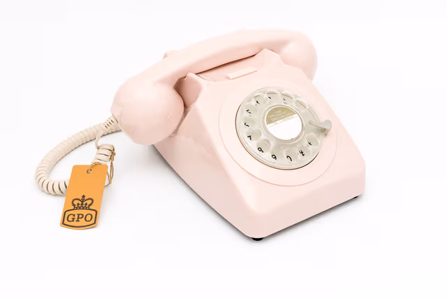 GPO 746 Retro Dreieskivetelefon - Pink