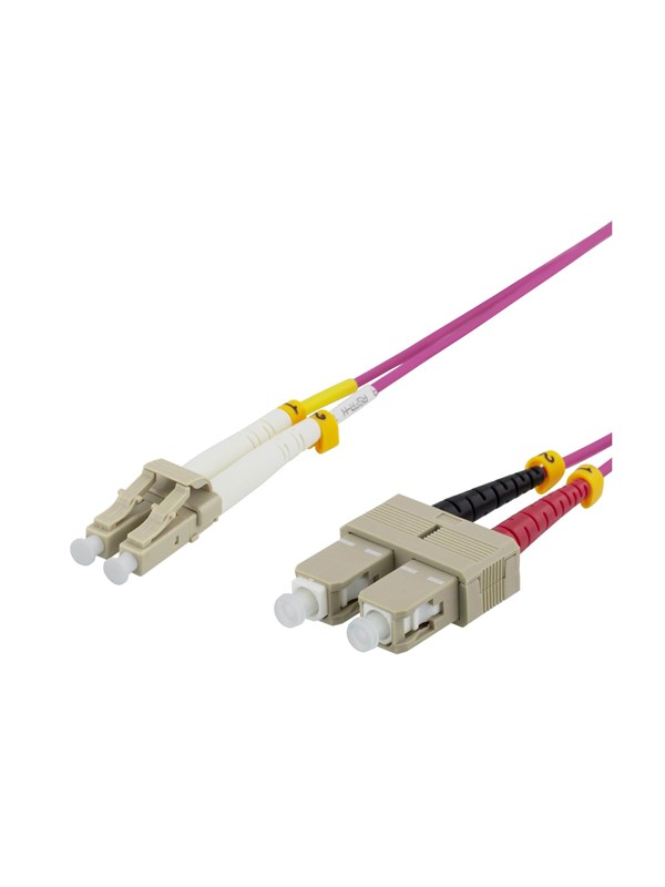Deltaco LCSC-711 - network cable - 1.5 m - Rosa - 1meter