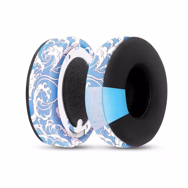 Øretelefondeksel i issilke og kunstlær med elveprint til Beats Studio3/2 model 1