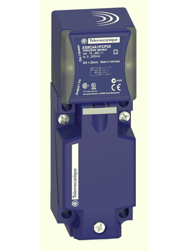 TELEMECANIQUE SENSORS Inductive sensor rect 40x40x117 24 240v